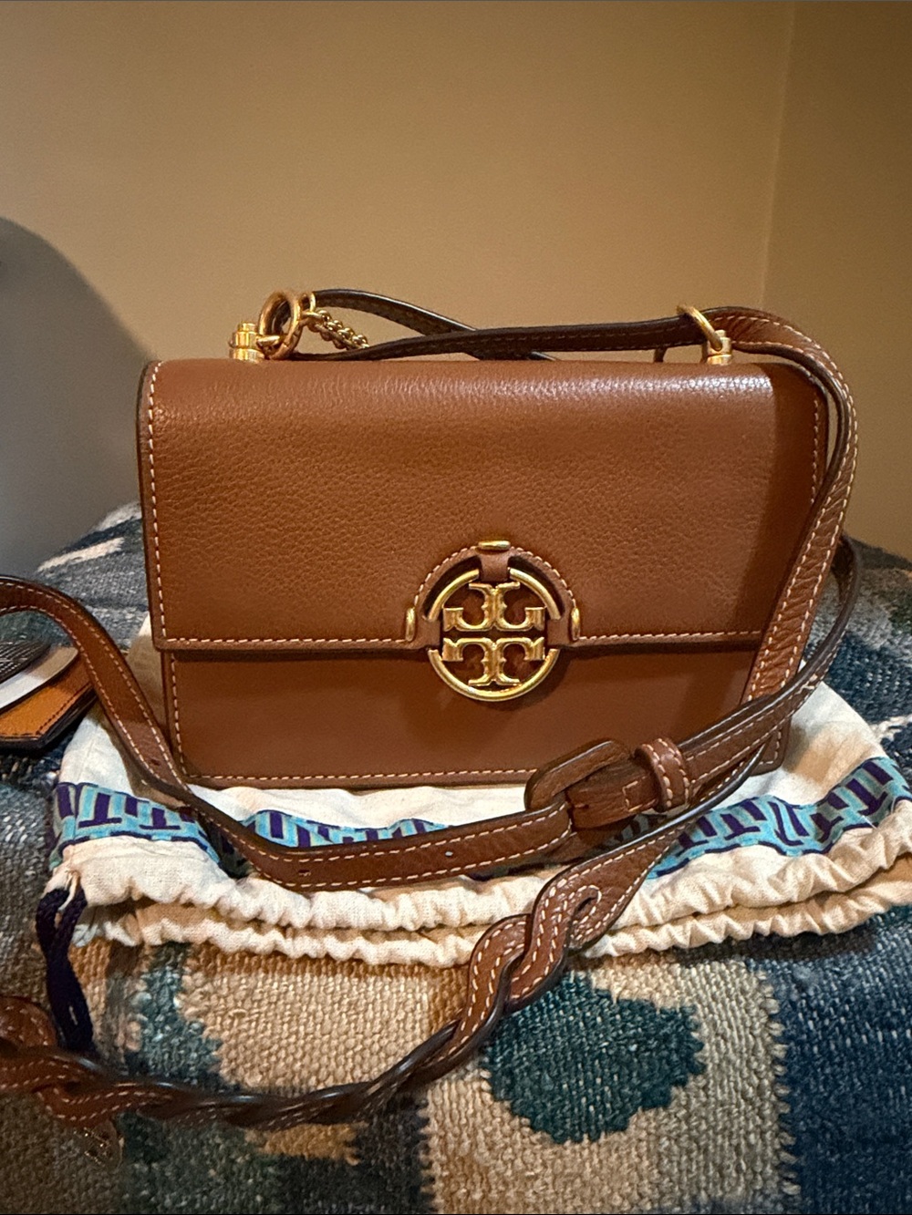 Tory Burch Miller Small Convertible Shoulder Bag – Cognac/Saddle